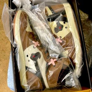 Excellent condition never worn